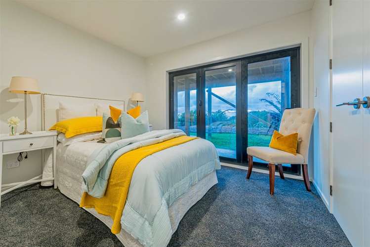 123 Piha Road Piha_22