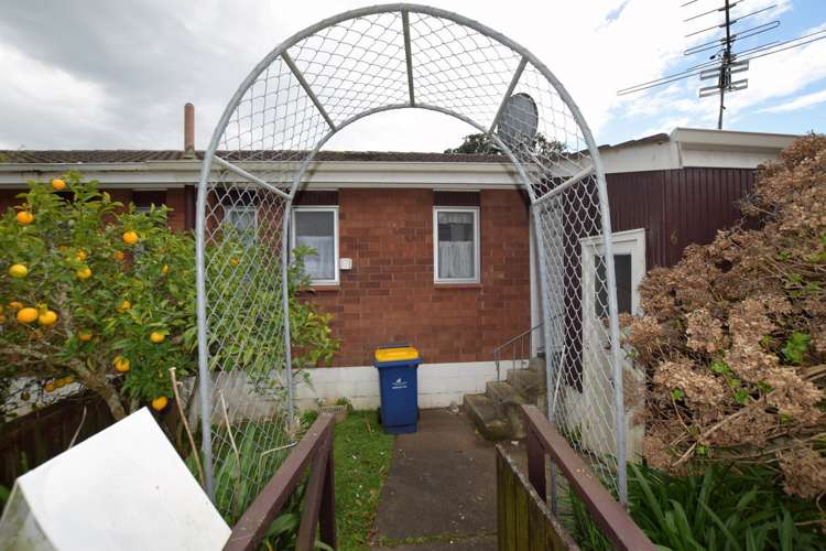 6 Hiseman Lane Henderson_1