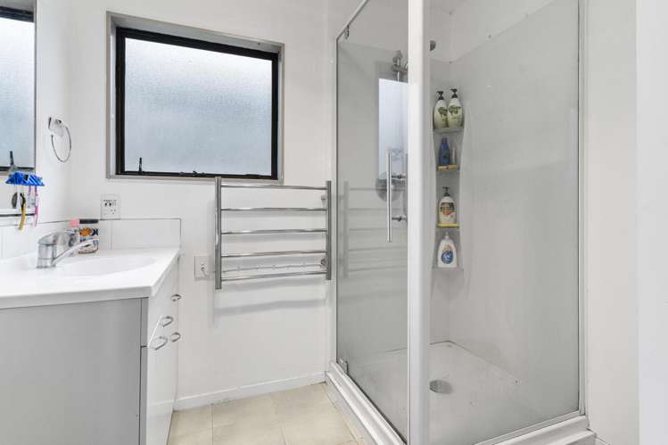 3/30 Trojan Crescent New Lynn_5