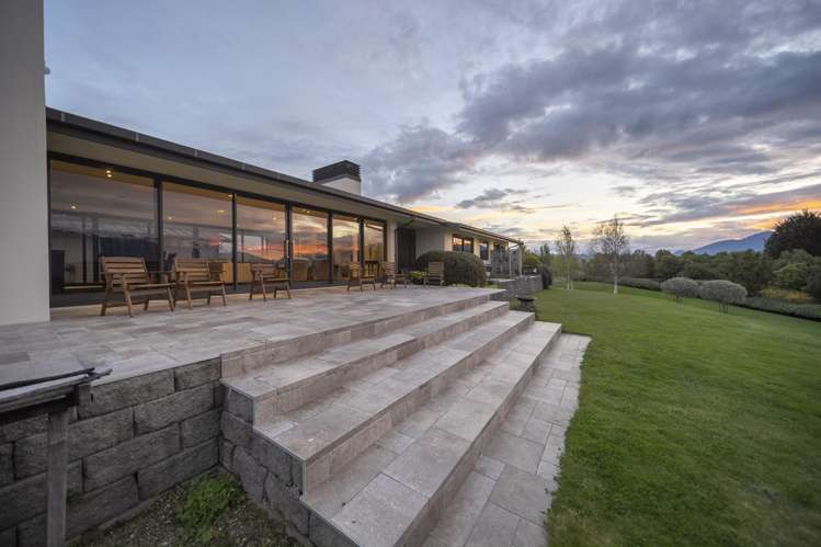 34 Kiwi Burn Place Te Anau_37