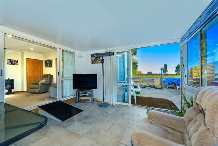 2/129 Halswell Junction Road Halswell_9