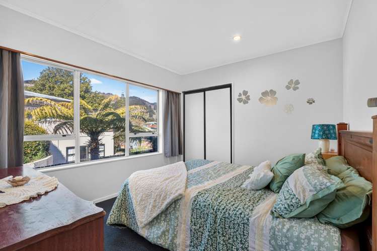 9 Farnham Drive Richmond_11