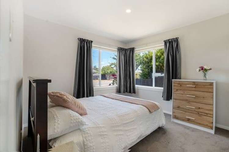 63 Vardon Crescent Shirley_6