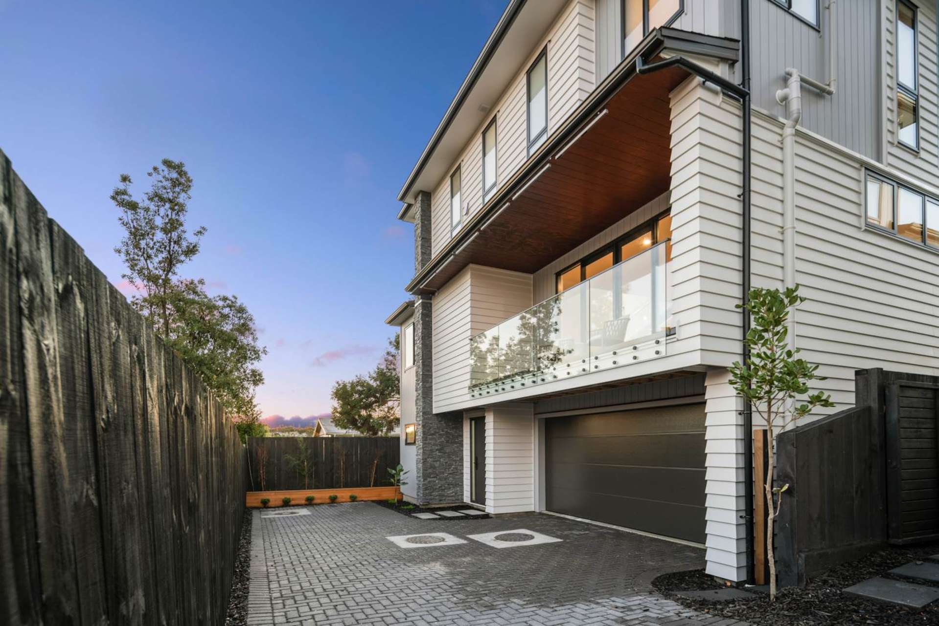 12C Wylie Avenue Sunnynook_0