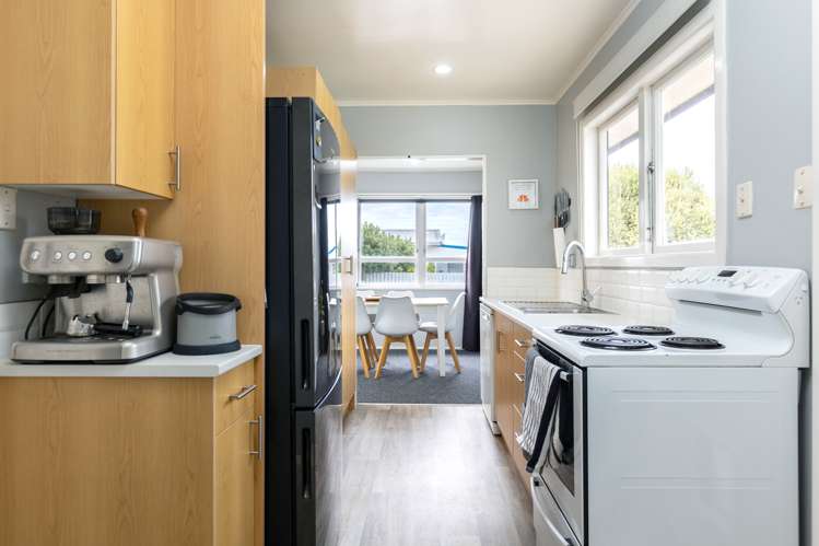 39 Cleghorn Street Redwoodtown_14