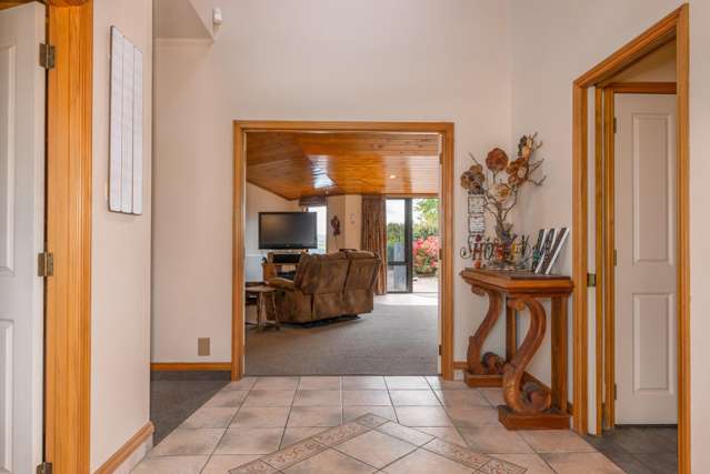 605 State Highway 5 Wairakei_4