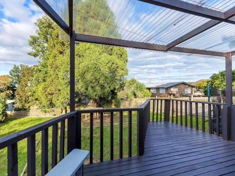 24 Solar Road Glen Eden_9