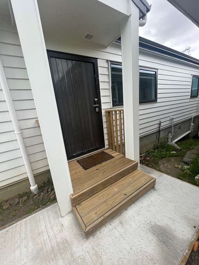 2 Bedroom, Standalone