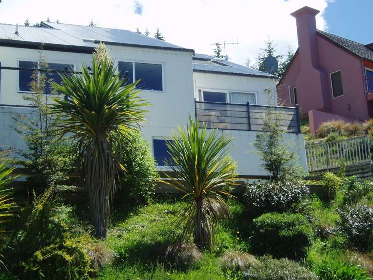 12b Von Place Fernhill/Sunshine Bay_8