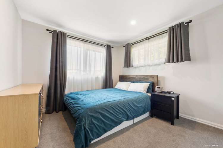 53a Caronia Crescent Lynfield_13