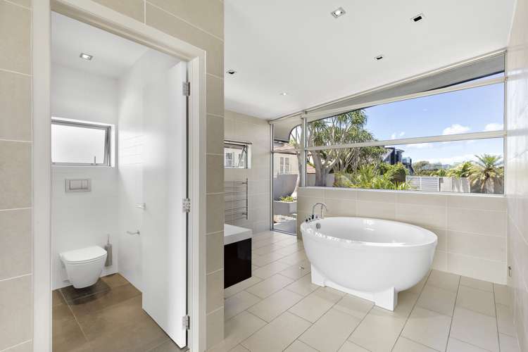 244 Hurstmere Road Takapuna_27