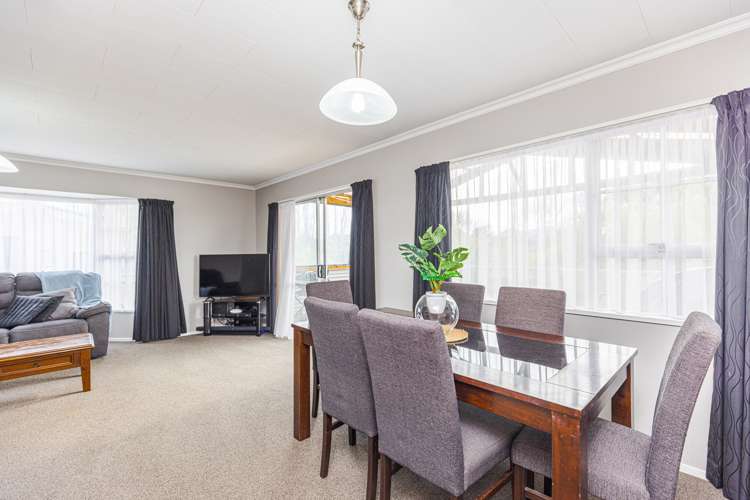 16 Burtts Road Durie Hill_13