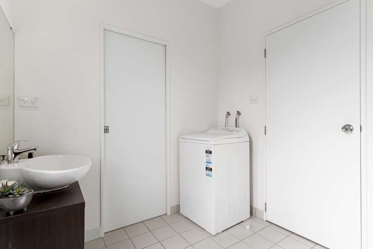 64/7 Kelvin Hart Drive East Tamaki_11