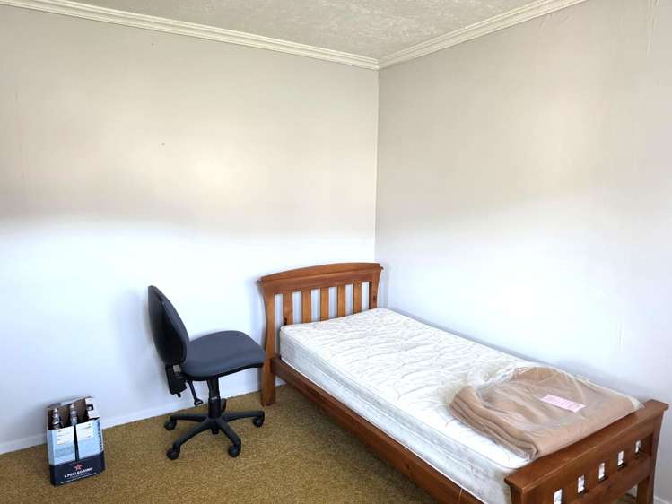 19 Hyde Street Wainuiomata_11