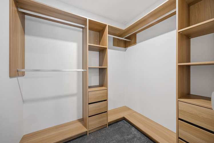 11 Mill Hill Close Flat Bush_44