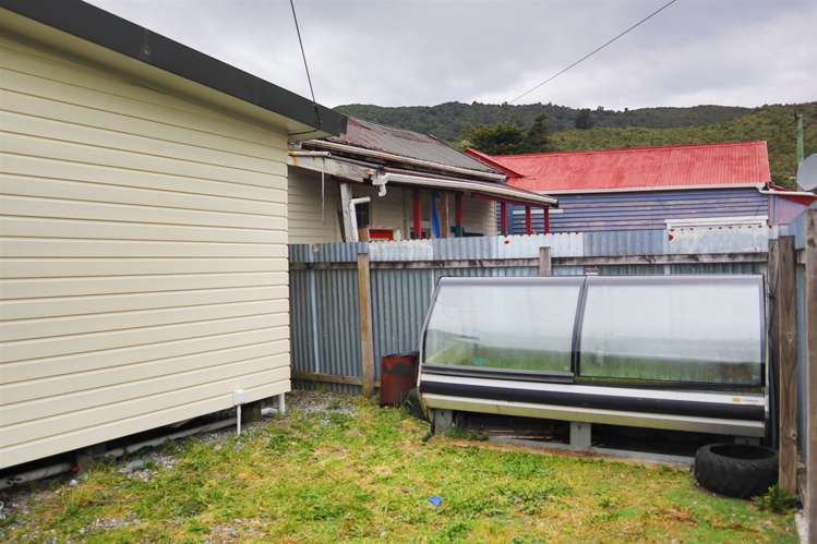 11 Thompson Street Greymouth_5