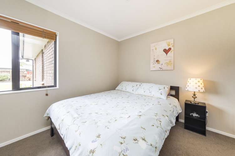 97 Fraser Drive Feilding_9