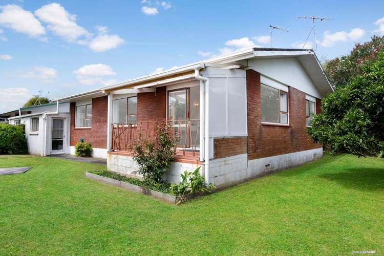 2/32 Doment Crescent Orewa_11