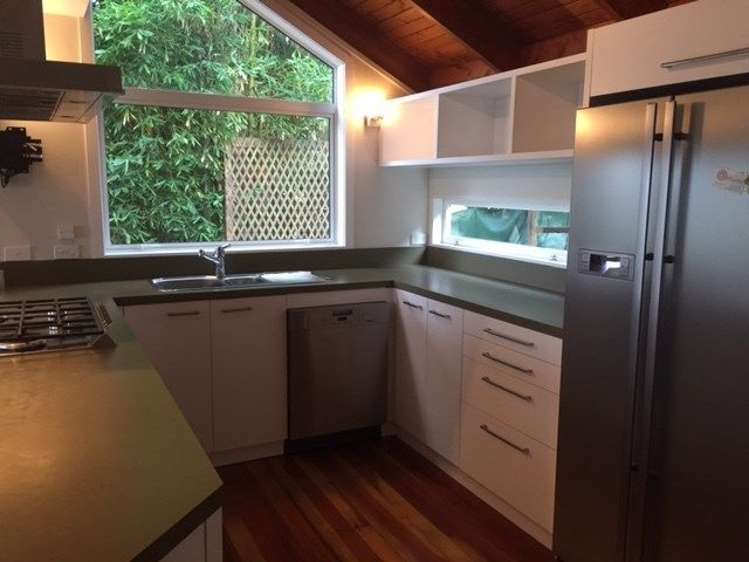 28 Oruamo Place Beach Haven_10