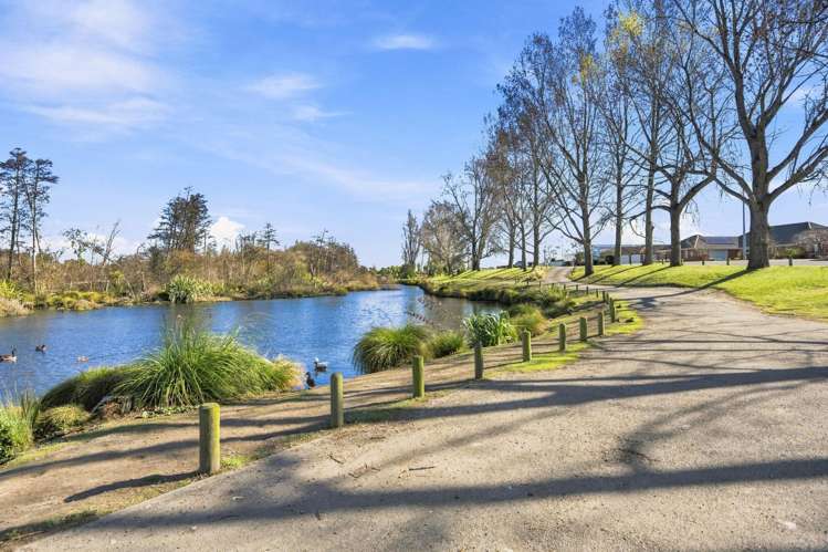 1/126 Lake Terrace Road Burwood_15