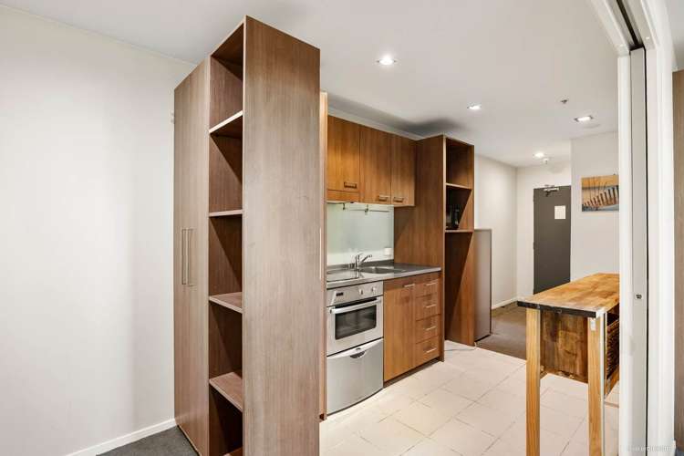 506/85 Beach Road Auckland Central_6