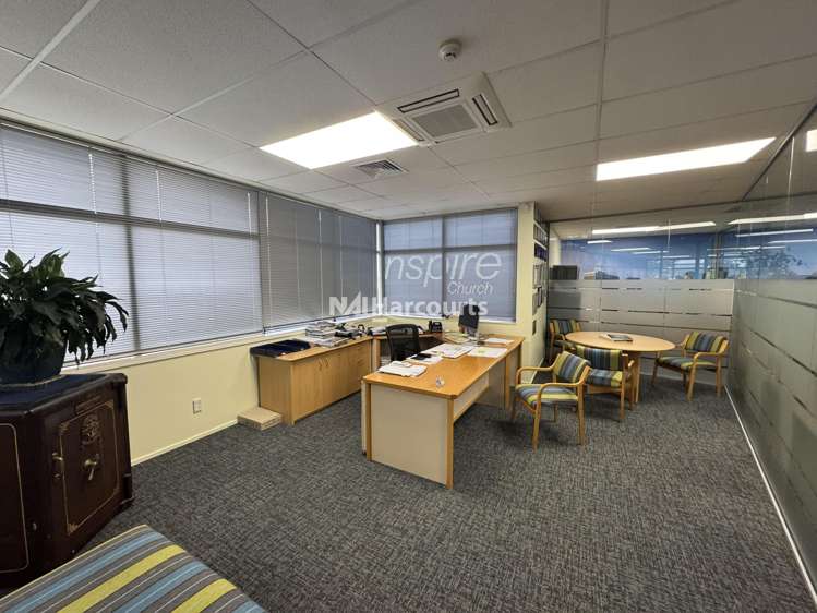 D/28 William Pickering Drive Rosedale_4