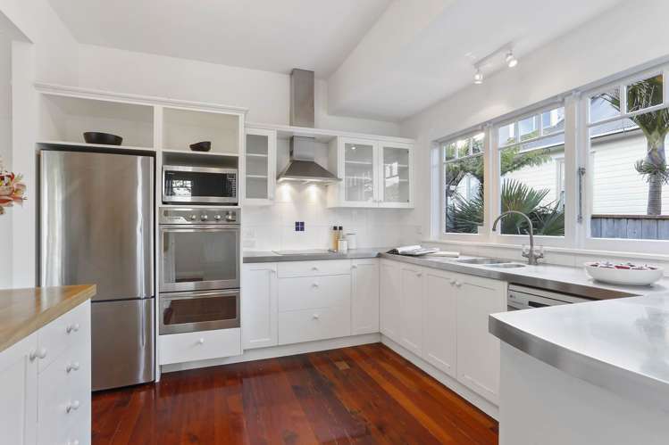 40 Clarence Road Northcote Point_11