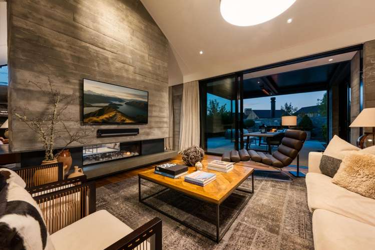 24 Mountain View Drive Wanaka_11