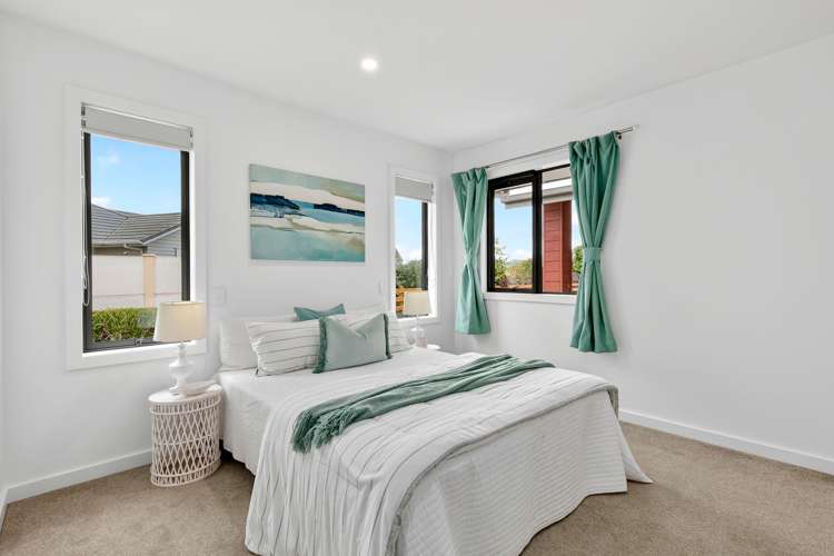 62 Alan Livingston Drive Cambridge_15