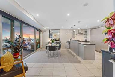 1501/72 Devonport Road_4