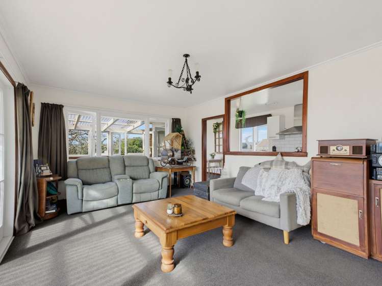 18 Adams Place Te Kamo_16