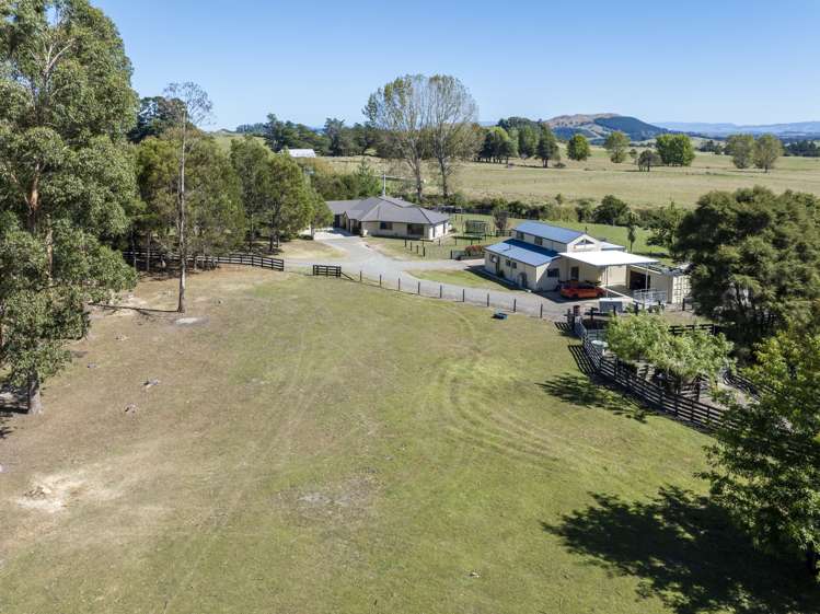 1324 Glengarry Road Puketapu_31