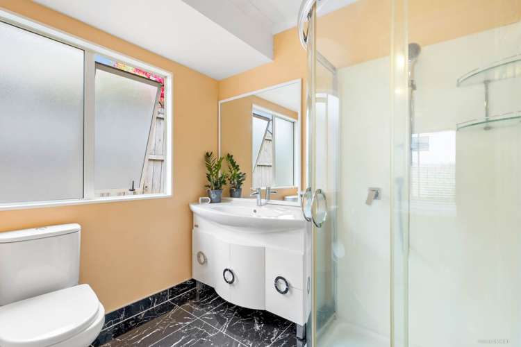 9 Anure Place Highland Park_13