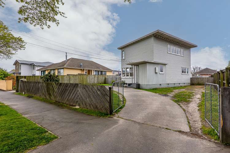 84 Emmett Street Shirley_16