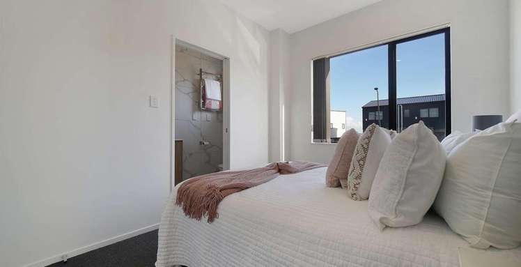 B/22 CRESTVIEW RISE Papakura_5