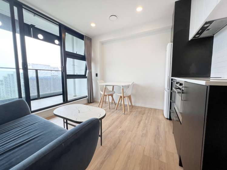 1301B/106 Vincent Street 10015_1
