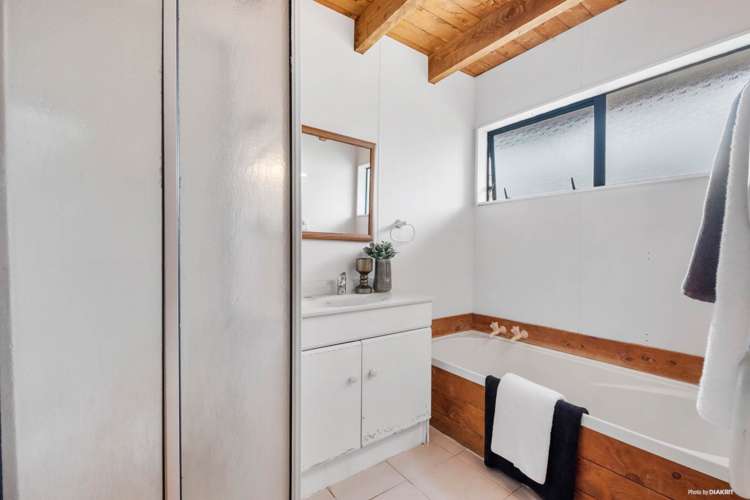 1/115 Arran Road Browns Bay_5