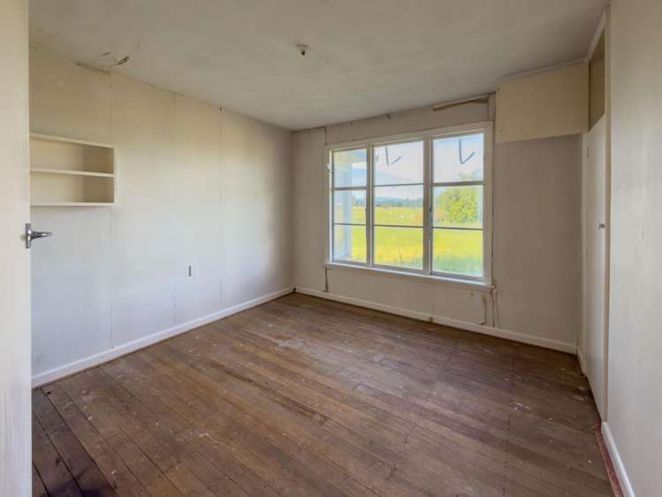 192 Yeomans Road Darfield_21