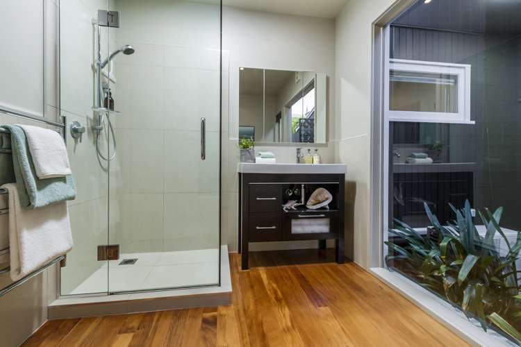 2/14 Lake View Road Takapuna_20