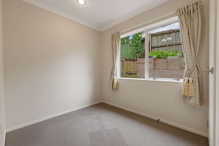 11 Norwood Drive Flat Bush_14