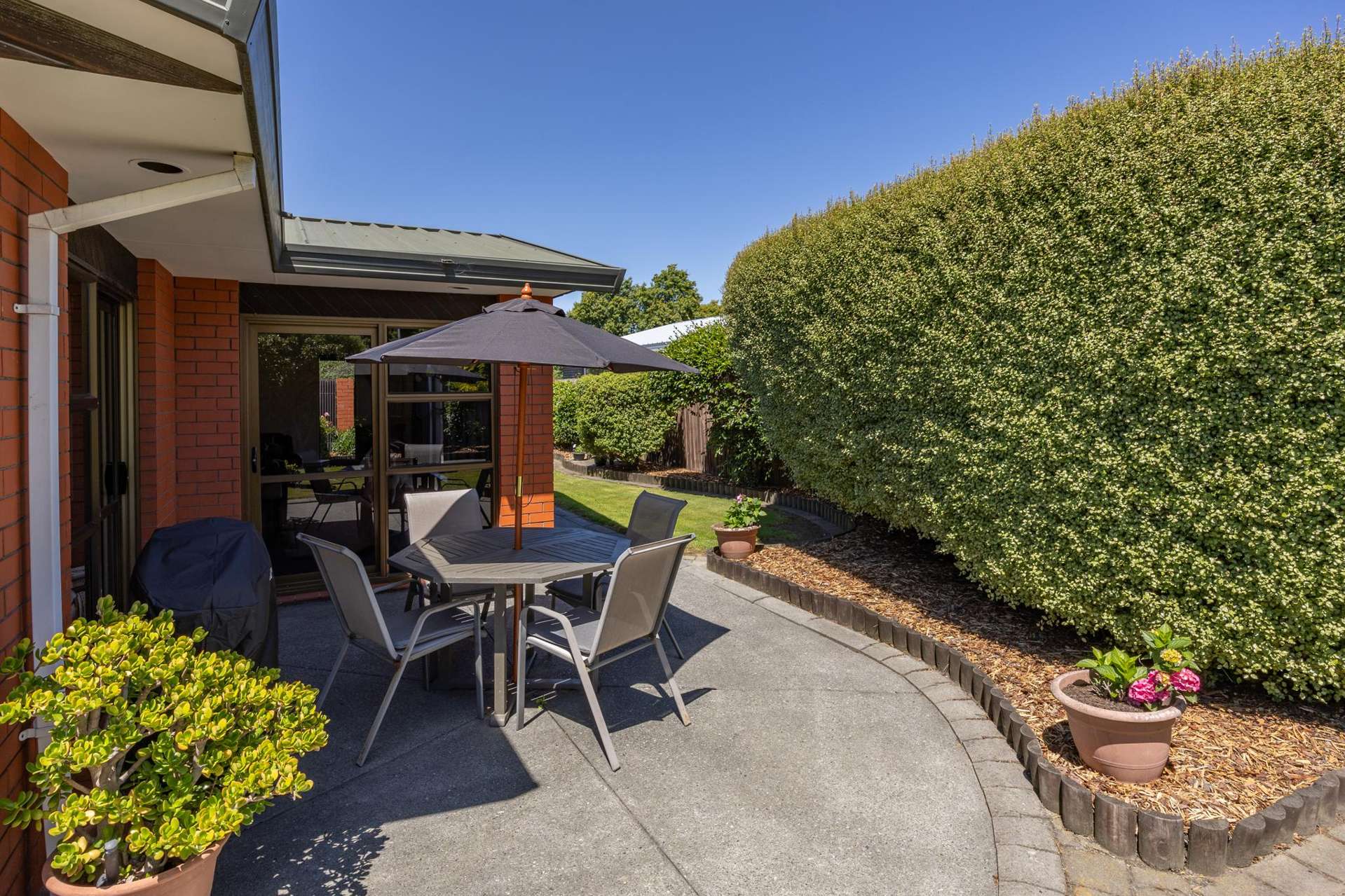 22 Regency Crescent Redwood_0