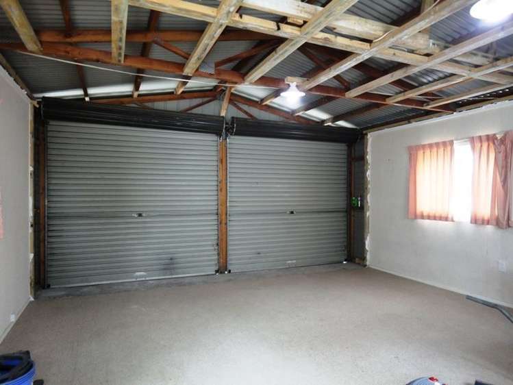 4 Seaward Place Wattle Downs_10