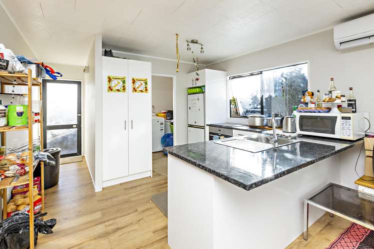 3/22 Barneys Farm Road Clendon Park_7