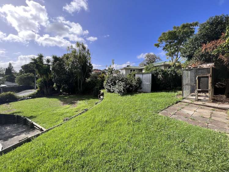 122 Vodanovich Road Te Atatu South_10