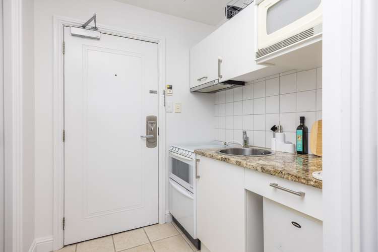 1113/22 Nelson Street Auckland Central_8