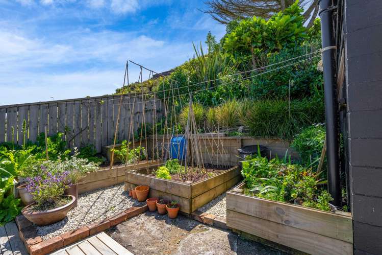 69 North Street Mokau_7