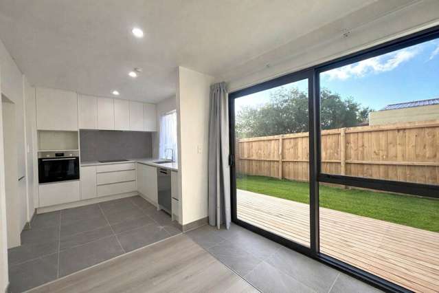 E/6 Waitaki Street Henderson_3