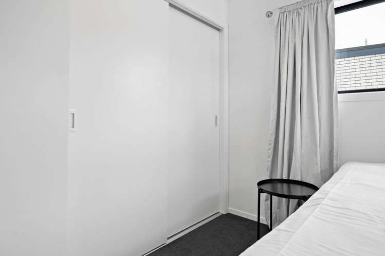 5/1 Vialou Street Hamilton Central_10