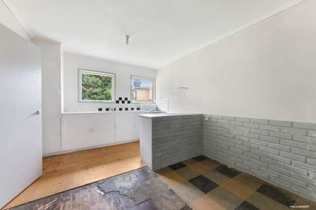 28 West Lynn Road Titirangi_4