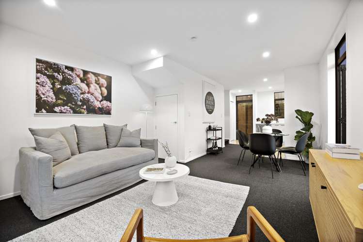 13/15 Chivalry Road Glenfield_5